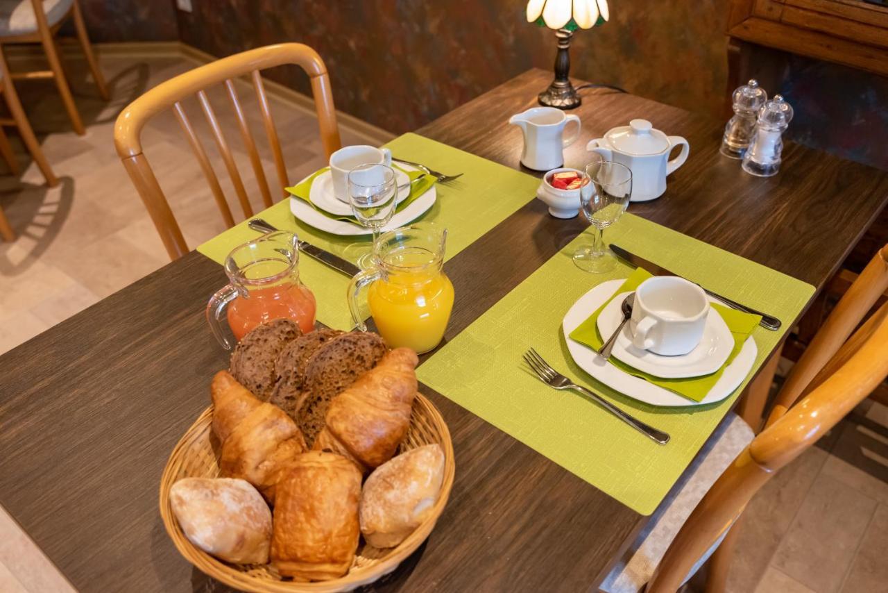 Hotel Le Cor De Chasse سانت هوبيرت المظهر الخارجي الصورة